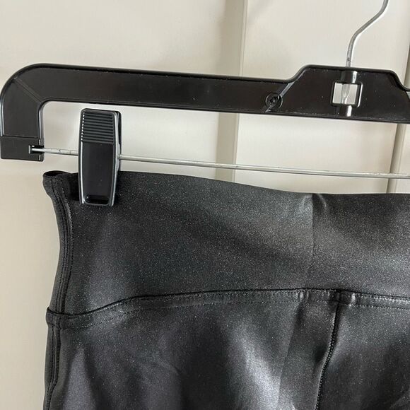 Spanx Faux leather shiny leggings shaping black small NWOT - Picture 12 of 14